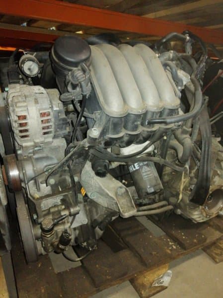 Двигатель Volkswagen Passat 3B AZM (б/у)
