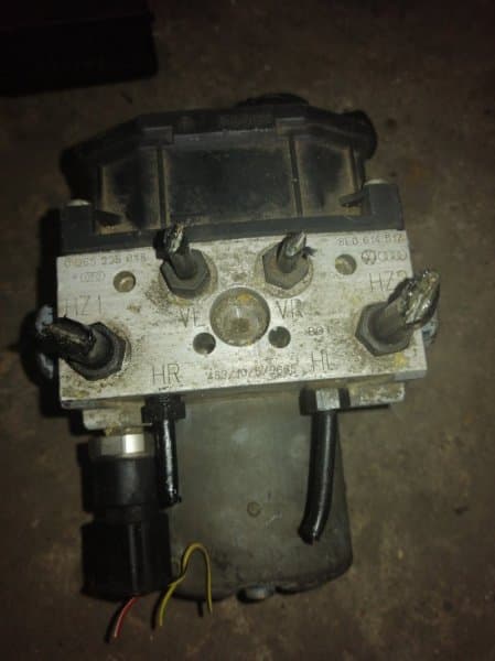 Блок abs Audi A4 8E (б/у)
