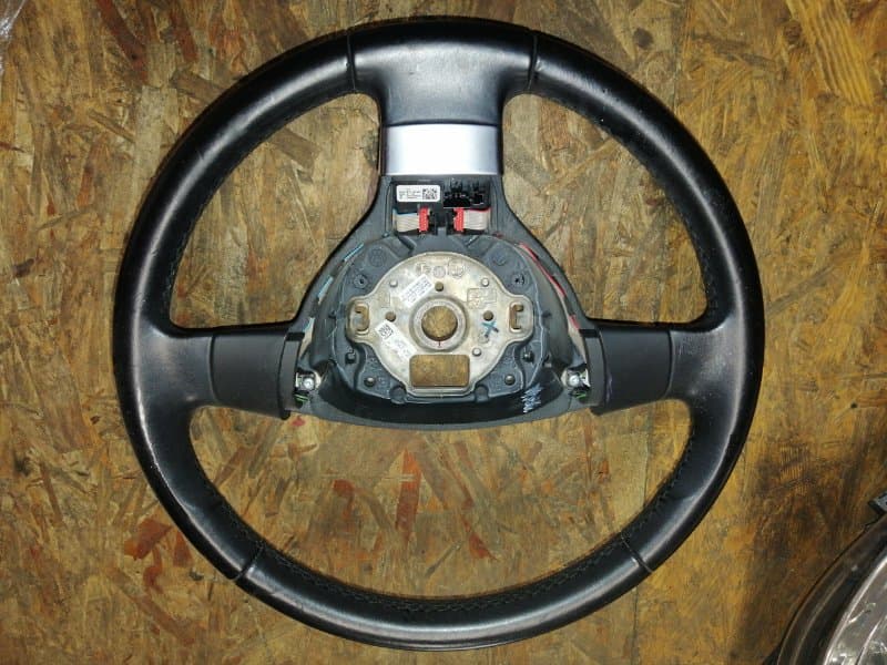 Руль Volkswagen Jetta 1K (б/у)