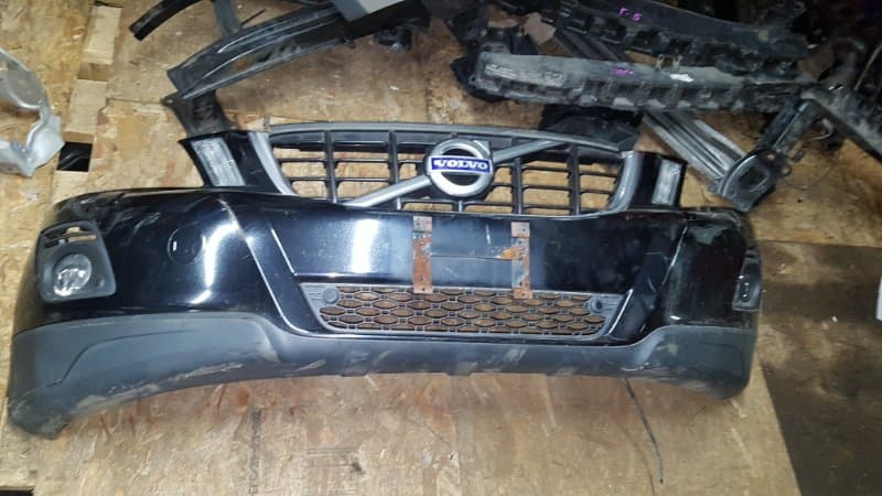 Бампер Volvo XC60 2010 перед. (б/у)