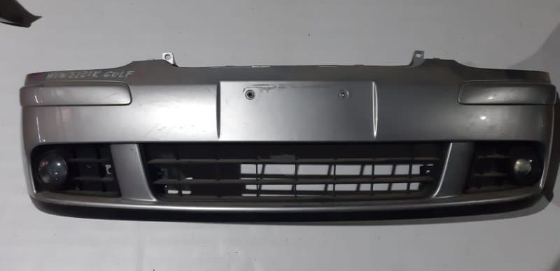 Бампер Volkswagen golf 5 1K 2.0 2006 перед. (б/у)