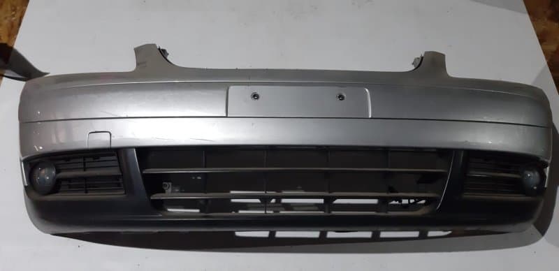 Бампер Volkswagen Touran 1T 2.0 2003 перед. (б/у)