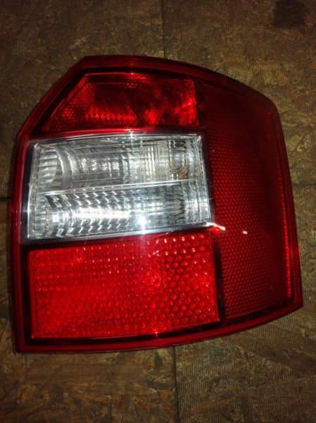 Фонарь Audi A4 8E5 AMB 2003 задн. прав. (б/у)