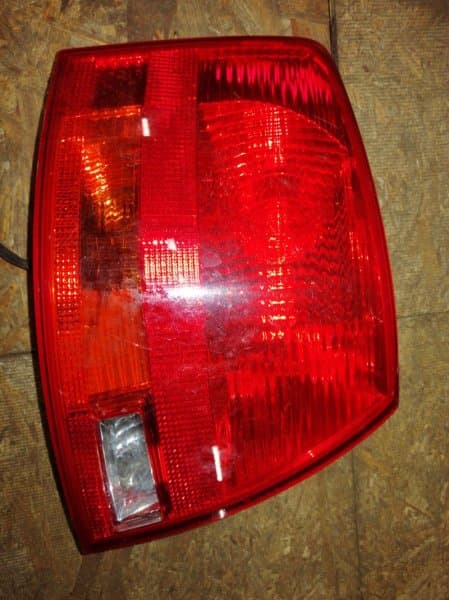 Фонарь Audi A4 8E задн. лев. (б/у)