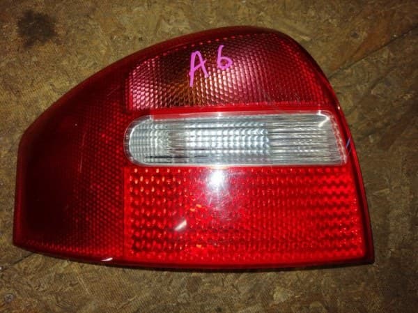 Фонарь Audi A6 C5 2000 задн. лев. (б/у)