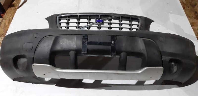 Бампер volvo XC70 V70XC 2.4T 2000 перед. (б/у)