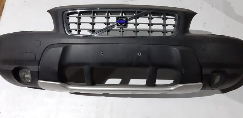 Бампер volvo XC70 V70XC 2.4T 2000 перед. (б/у)