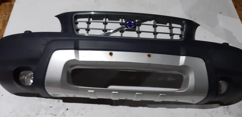 Бампер volvo XC70 V70XC 2.5T 2004 перед. (б/у)
