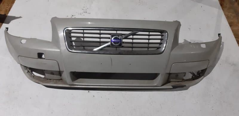 Бампер volvo C30 I 2.4 2006 перед. (б/у)
