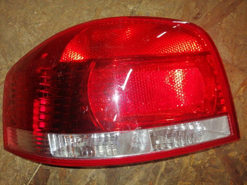 Фонарь Audi A3 8P 2004 задн. лев. (б/у)