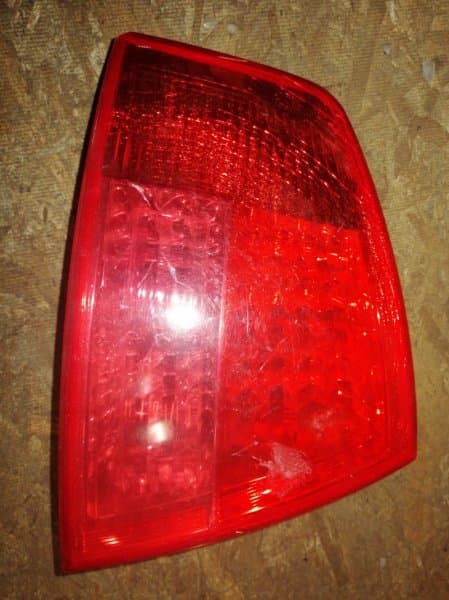 Фонарь Audi A8 D3 задн. лев. (б/у)