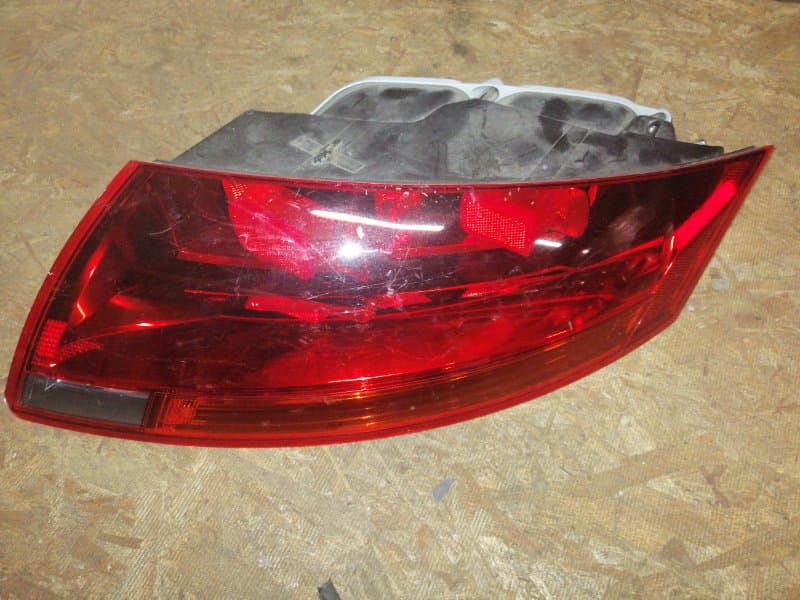 Фонарь Audi TT 8J задн. прав. (б/у)