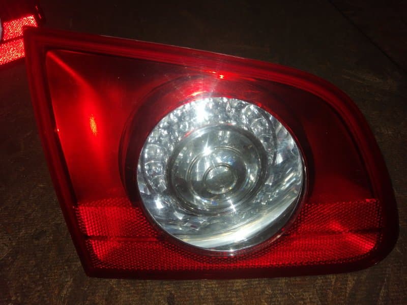 Фонарь Volkswagen Passat B6 задн. лев. (б/у)