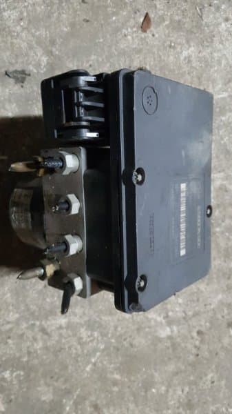 Блок abs Volvo XC90 ВНЕДОРОЖНИК 2.5T 2004 (б/у)