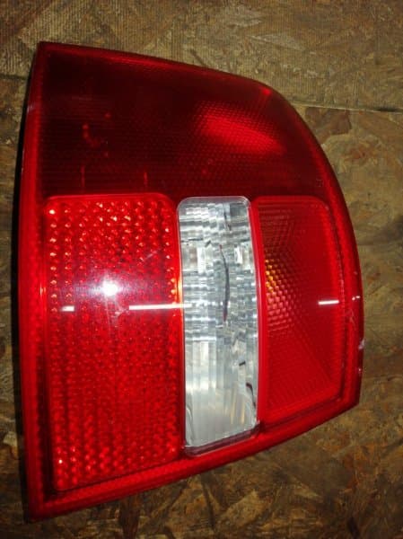Фонарь Audi A6 C5 ALLROAD 2000 задн. лев. (б/у)