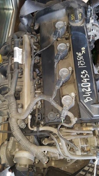 Двигатель Volvo S40 2.0 2010 (б/у)