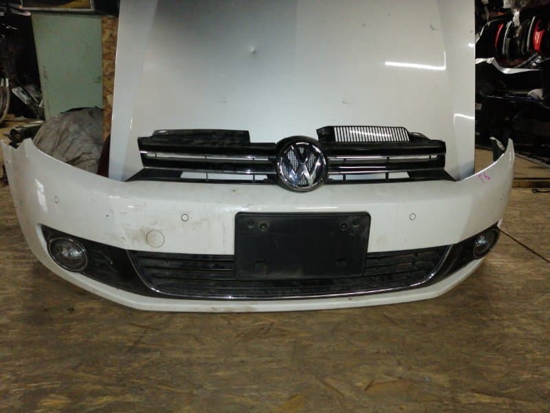 Бампер Volkswagen golf 5K 6 перед. (б/у)