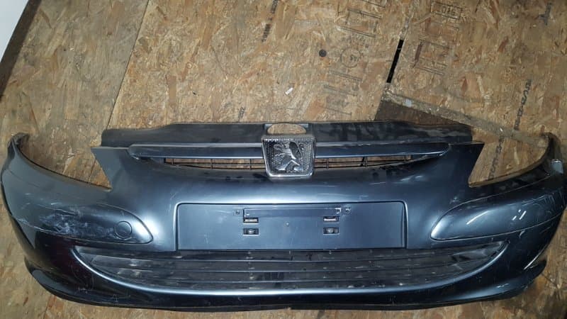 Бампер Peugeot 307 TU5J54 2004 перед. (б/у)