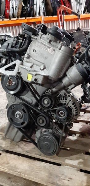 Двигатель Volkswagen Golf 5 1K BLF 2005 (б/у)