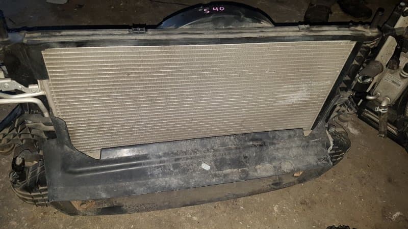 Комплект радиаторов с вентилятором Volvo S40 СЕДАН B5254T7 2008 (б/у)