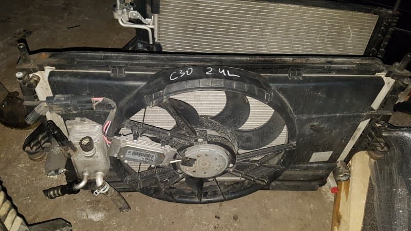 Комплект радиаторов с вентилятором Volvo S40 СЕДАН B5254T7 2008 (б/у)