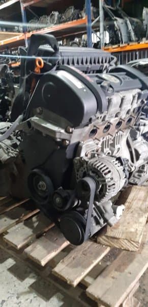 Двигатель Volkswagen Golf 5 1K BUD 2005 (б/у)