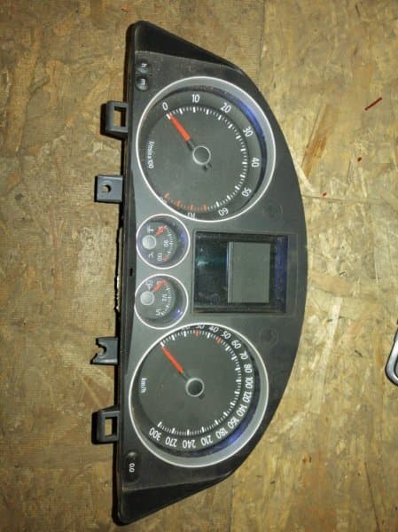 Щиток приборов Volkswagen Golf 1K 2003 (б/у)