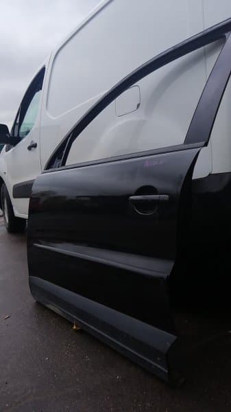 Дверь Volkswagen Tiguan 5N перед. лев. (б/у)
