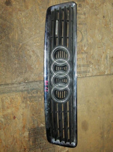 Решетка радиатора Audi A6 C5 ALLROAD 2000 (б/у)