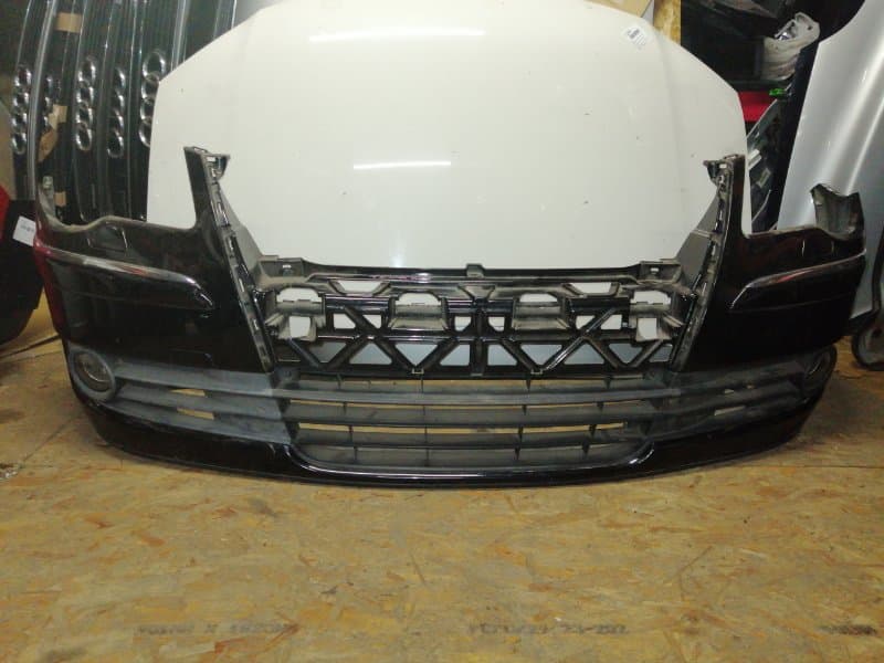 Бампер Volkswagen Touran 1T 2006 (б/у)