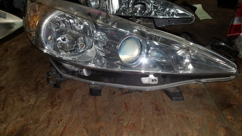 Фара Peugeot 207 ХЭЧБЕК EP6 2008 прав. (б/у)