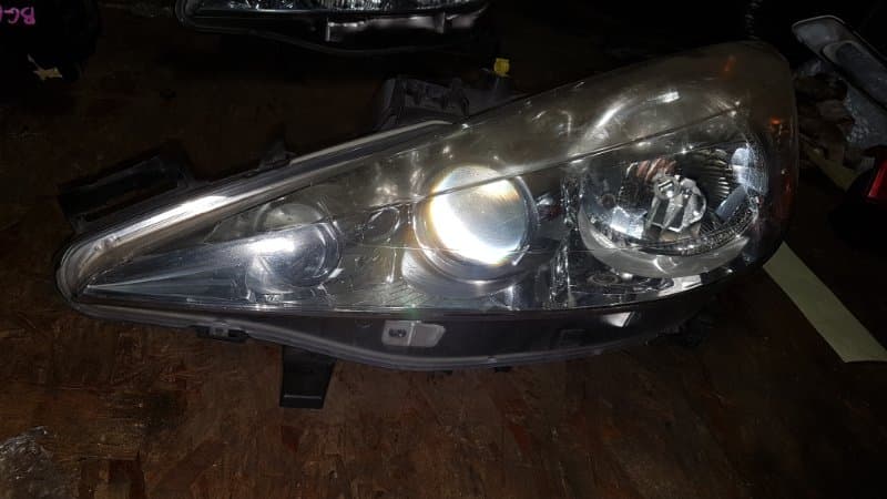 Фара Peugeot 207 ХЭЧБЕК EP6 2008 лев. (б/у)