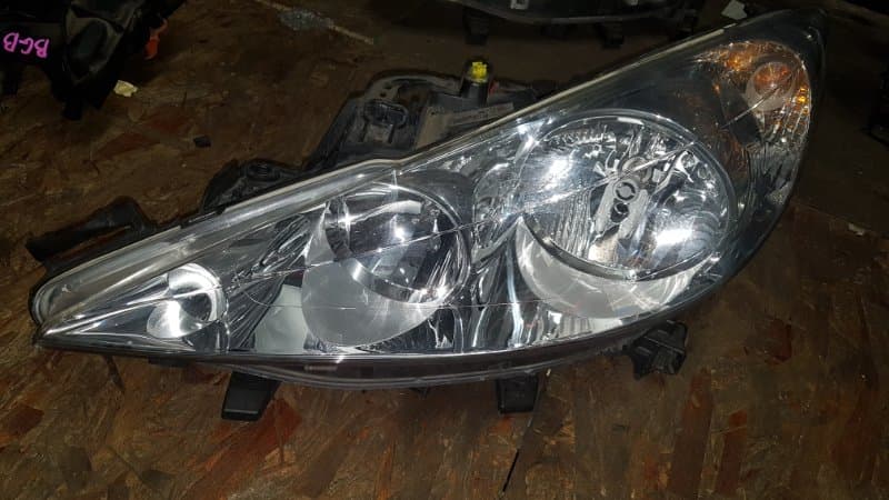 Фара Peugeot 207 ХЭЧБЕК EP6 2008 лев. (б/у)