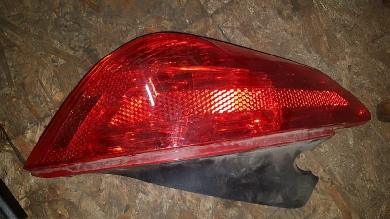 Фонарь Peugeot 308 ХЕЧБЕК EP6 2008 задн. лев. (б/у)