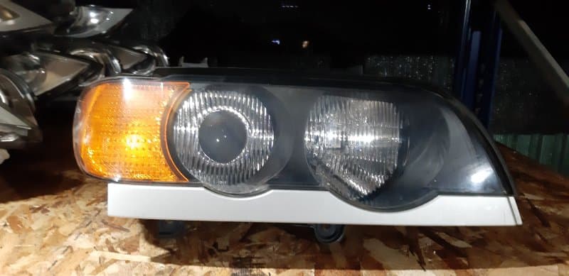 Фара ксенон BMW X5 E53 M54B30 1999 перед. прав. (б/у)
