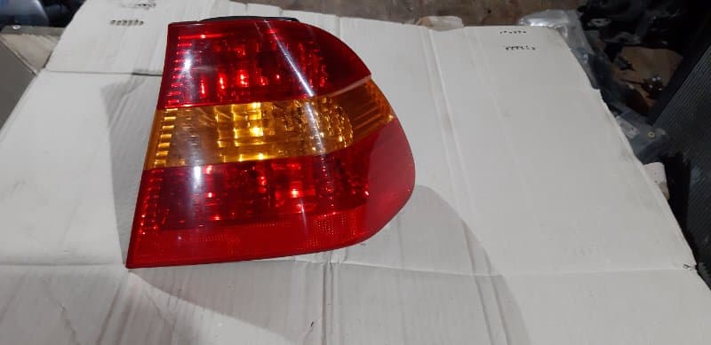Фонарь BMW 3-серия E46 N42B20 2003 задн. прав. (б/у)