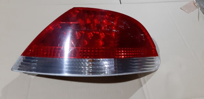 Фонарь с дефектом BMW 7- серия E65 2001 задн. прав. (б/у)