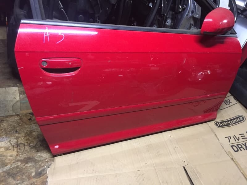 Дверь Audi A3 8P 2004 перед. прав. (б/у)