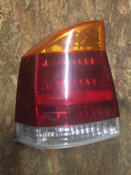 Фонарь Opel Vectra C 2005 задн. лев. (б/у)