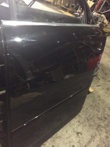 Дверь Audi A4 8E B7 BGB 2006 задн. лев. (б/у)
