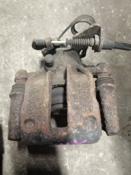 Суппорт Audi A4 8E5 AMB 2003 задн. лев. (б/у)