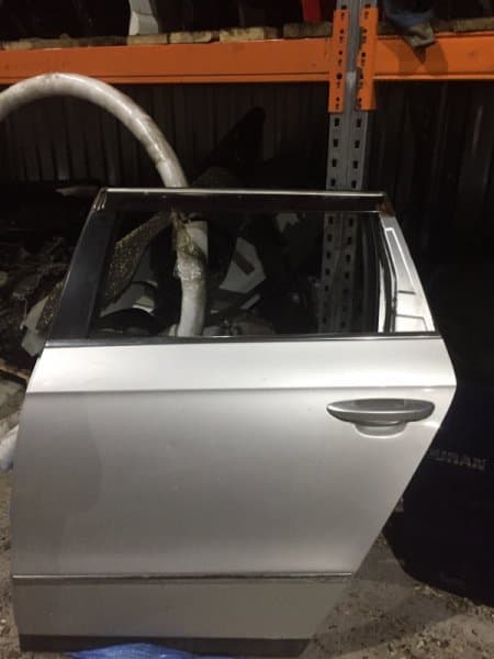 Дверь Volkswagen Passat B6 УНИВЕРСАЛ 2007 задн. лев. (б/у)