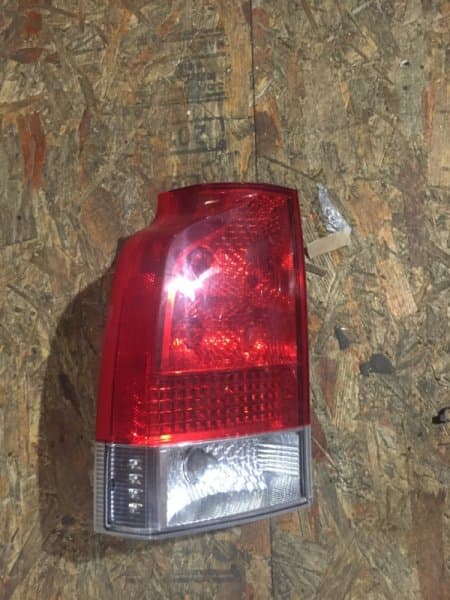 Фонарь VOLVO V70 УНИВЕРСАЛ 2004 задн. лев. (б/у)