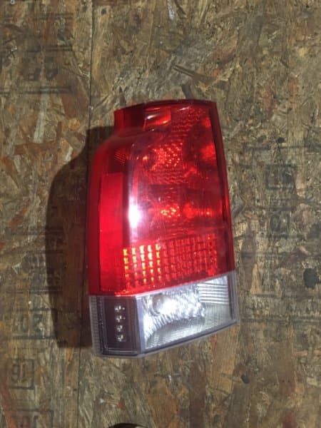 Фонарь VOLVO V70 УНИВЕРСАЛ 2004 задн. лев. (б/у)