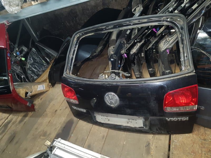 Крышка багажника Volkswagen Touareg 7L 3.6 2008 (б/у)