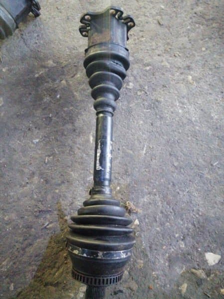 Привод Audi A4 B6 ASN 3.0 2003 перед. прав. (б/у)