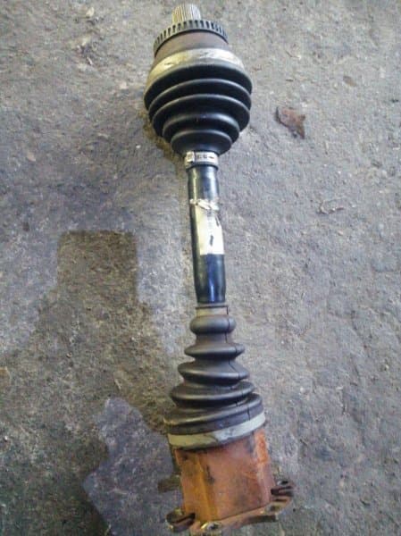 Привод Audi A4 8E5 AMB 2003 (б/у)