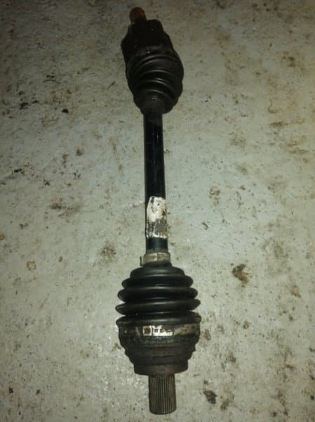 Привод Volkswagen Passat 3C BVY перед. лев. (б/у)