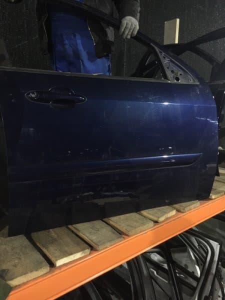 Дверь Ford Focus 1 2001 перед. прав. (б/у)