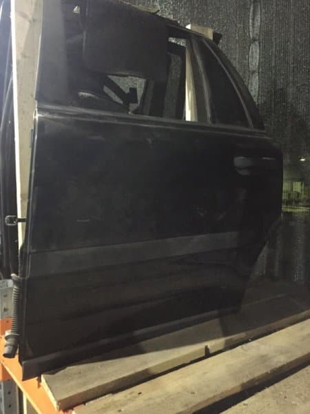 Дверь VOLVO XC90 ВНЕДОРОЖНИК 2004 задн. лев. (б/у)